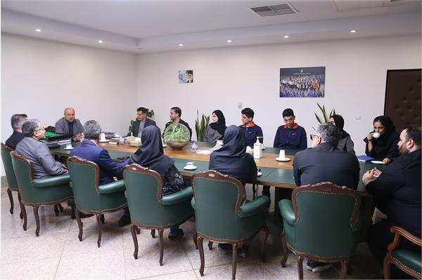 دیدار مسئولان فدراسیون اسکی و انجمن هاکی روی یخ با دبیر کل کمیته ملی المپیک 3