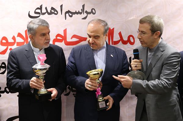 مراسم اهدا مدال و کاپ افتخارآفرینان ورزش کشور به موزه المپیک و پارالمپیک 44