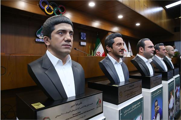 مراسم رونمایی از سردیس قهرمانان ورزش کشور// 51