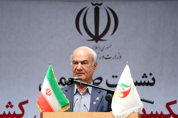 نشست صمیمی پبشکسوتان ورزشی کشور با مسئولین وزارت ورزش و کمیته ملی المپیک و پارالمپیک 69