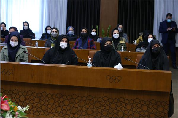 همایش معرفی بانوی اخلاق ورزش 12