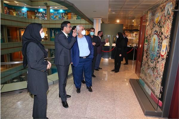 بازدید ریاست اتاق بازرگانی ایران و قطر از موزه ملی ورزش 6