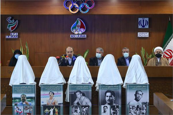 مراسم رونمایی از تندیس قهرمانان ورزش کشور 21