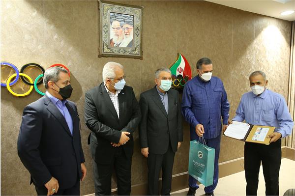 تقدیر از ایثارگران کمیته ملی المپیک 11