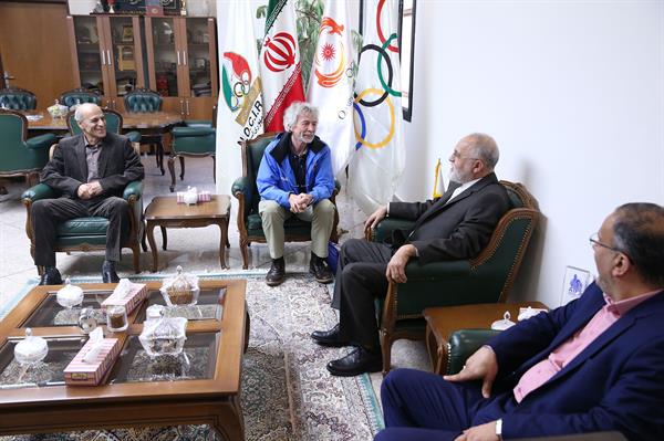 دیدار دبیرکل کمیته ملی المپیک با رییس آموزش فدراسیون جهانی تیروکمان 3