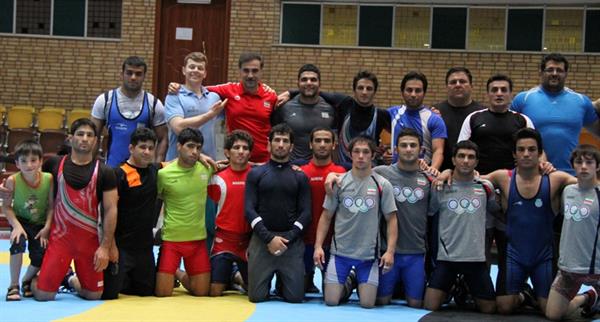 فرنگی کاران و کایاک سواران المپیکی فردا راهی لندن می شوند(261)