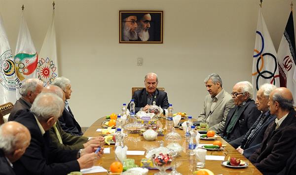 سجادی در جمع پیشکسوتان ورزش:اخلاق‌مداری باید محور توسعه ورزش باشد