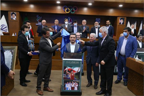 مراسم رونمایی از سردیس قهرمانان ورزش کشور// 47