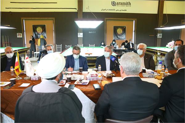 بازدید مسئولین کمیته ملی المپیک از فدراسیون های ژیمناستیک، هاکی و بولینگ و بیلیارد 43