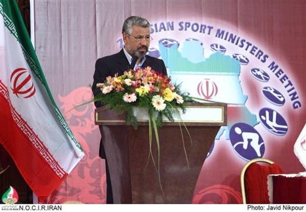 در پیامی به مناسبت صعود تیم ملی والیبال کشورمان به مسابقات جهانی ؛مهندس علی آبادی: والیبال مسیر قهرمانی و پیروزی را به درستی پیدا کرده است