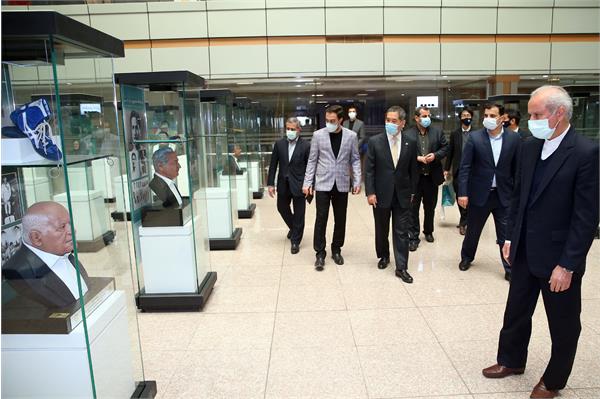 بازدید سفیر ژاپن از موزه ملی ورزش، المپیک و پارالمپیک 16