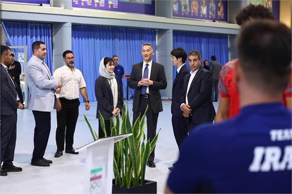 در آستانه حضور کاروان ایران در بازی‌های آسیایی آیچی–ناگویا؛ سفیر ژاپن از روند آماده‌سازی تیم‌های ملی در آکادمی ملی المپیک بازدید کرد