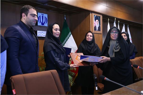 دوره مدیریت رهبری در ورزش زنان 4