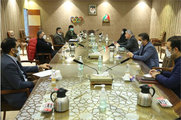 جلسه جشنواره فیلم های ورزشی 4