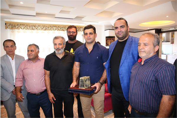 نصب تابلوهای افتخار قهرمانان المپیک استان مازندران 23