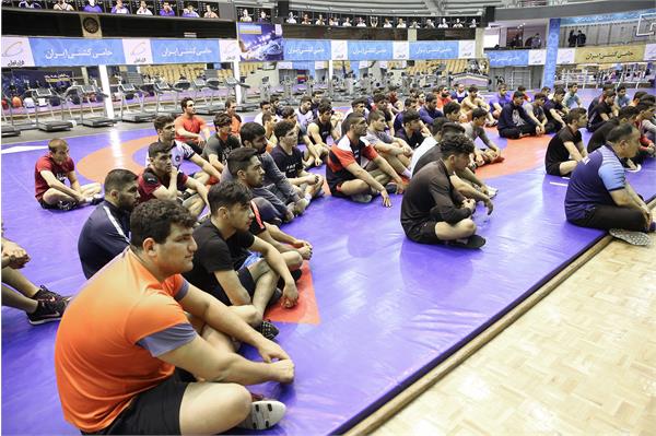 بازدید ریاست کمیته ملی المپیک از فدراسیون های کشتی و تنیس 15