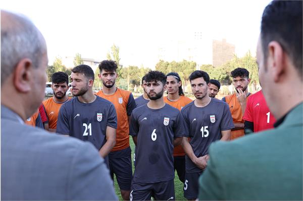 بازدید دبیرکل کمیته ملی المپیک از اردو تیم ملی فوتبال 4