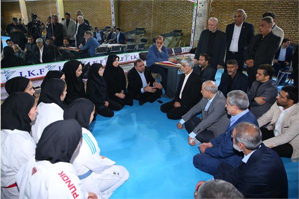 بازدید وزیر ورزش و جوانان و مسولان کمیته ملی المپیک  از اردو تیم ملی کاراته 18