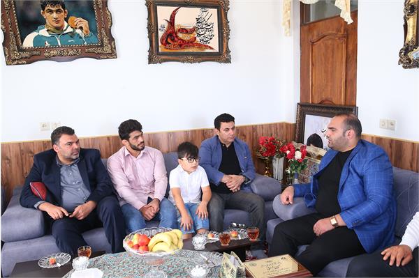 نصب تابلوهای افتخار قهرمانان المپیک استان مازندران 34