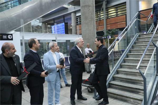 تیم های ملی والیبال و تنیس روی میز وارد کشور شدند