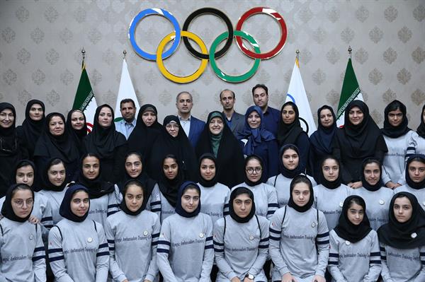 مراسم افتتاحیه دوره سولیداریتی ویژه دانش آموزان با حضور خانم ابتکار  30