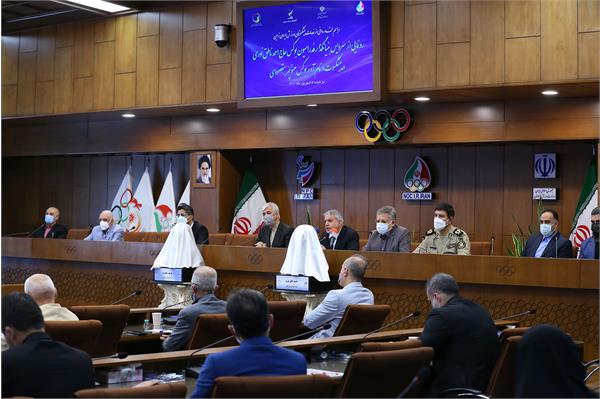 مراسم رونمایی از سردیس نام آوران بوکس کشور 18