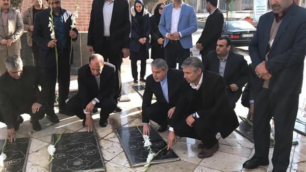 جهت سخنرانی در شورای اداری استان و حضور در مراسم افتتاحیه مسابقات کشتی جام باشگاه های جهان؛صالحی امیری وارد بجنورد شد