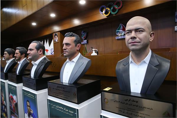 مراسم رونمایی از سردیس قهرمانان ورزش کشور// 50