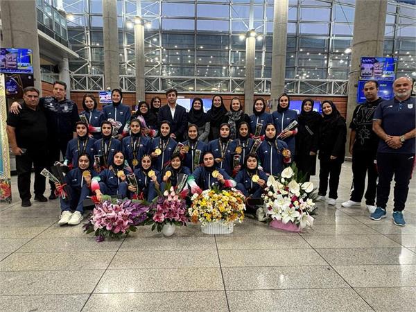 سومین دوره بازیهای آسیایی جوانان بحرین ؛  تیم‌های کشتی ، فوتسال بانوان ،  والیبال و دوچرخه سواری به میهن بازگشتند