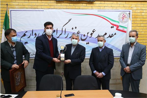 بازدید ریاست کمیته ملی المپیک از فدراسیون هندبال 17