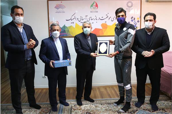 بازدید مسئولین کمیته ملی المپیک از فدراسیون های اسکیت، وزنه برداری، بسکتبال، ووشو و ورزش های سه گانه 70