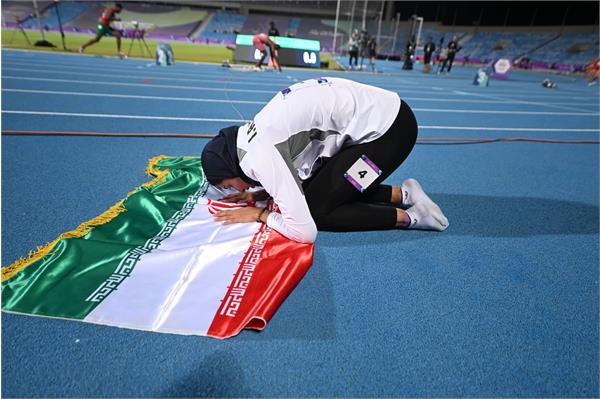 بازی‌های کشورهای اسلامی ریاض، طلای محیطی زاده در هفتگانه