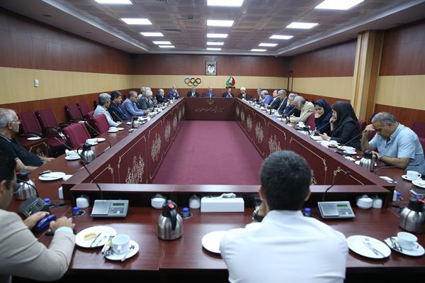 بازدید روساء و دبیران کل کمیته ملی المپیک از موزه ملی ورزش، المپیک و پارالمپیک 18