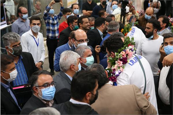 استقبال از تیم ملی کشتی فرنگی 5