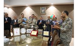مراسم اهدا مدال و کاپ افتخارآفرینان ورزش کشور به موزه المپیک و پارالمپیک-. 4