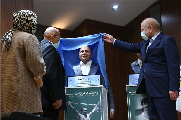 مراسم رونمایی از تندیس قهرمانان ورزش کشور با حضور رییس مجلس شورای اسلامی 56