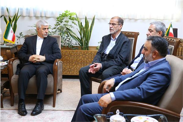 نشست صمیمانه مسولان کمیته ملی المپیک با وزیر ورزش و جوانان  9