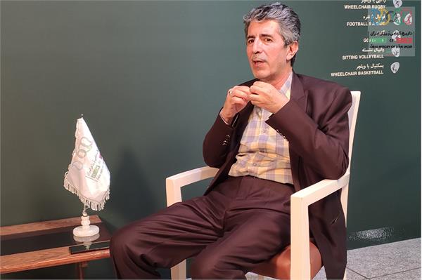 کامران زارع