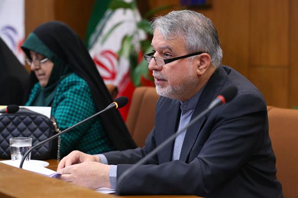 همایش ملی زن و ورزش- فرصت ها و چالش ها 10