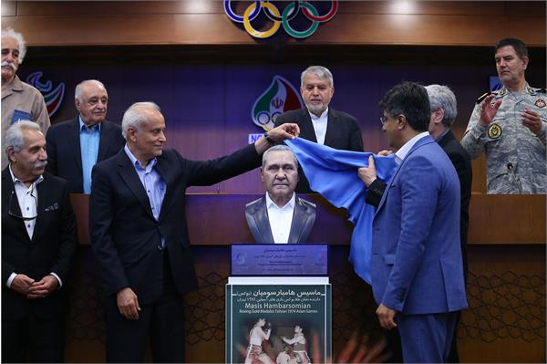 مراسم رونمایی از سردیس ماسیس هامبارسومیان 35