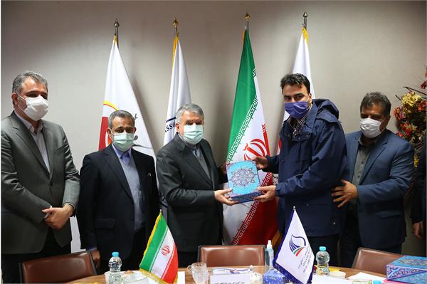 بازدید مسئولین کمیته ملی المپیک از فدراسیون های دوومیدانی و تنیس روی میز 10