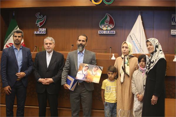 امضاء تفاهم نامه همکاری انجمن اهدای عضو ایرانیان و کمیسیون اخلاق کمیته ملی المپیک و فدراسیونهای ورزشی:دکتر صالحی امیری: راه دستیابی به اهدای عضو، عبور از مسیر انسانیت، اخلاق و گذشت است