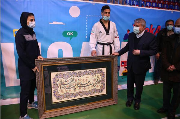 بازدید مسئولین کمیته ملی المپیک از فدراسیون های کاراته و تکواندو 42