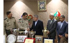 مراسم اهدا مدال و کاپ افتخارآفرینان ورزش کشور به موزه المپیک و پارالمپیک-. 8