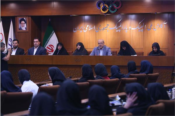 مراسم افتتاحیه سالن ورزشی برتر بانوان 9