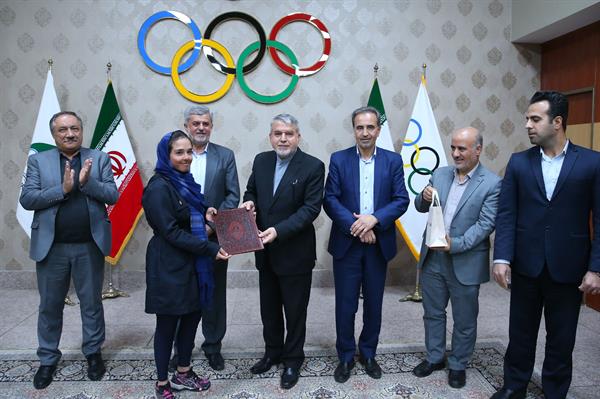 مراسم بدرقه کاروان ورزشی ایران به بازیهای المپیک زمستانی جوانان لوزان 11