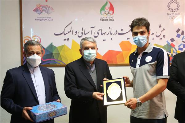 بازدید مسئولین کمیته ملی المپیک از فدراسیون های اسکیت، وزنه برداری، بسکتبال، ووشو و ورزش های سه گانه 71