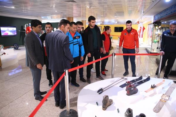 Turkish Boxers & Cuban Wrestlers Visit Olympic Museum