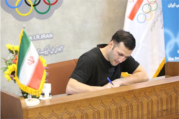 سومین دوره انتخابات کمیسیون ورزشکاران کمیته ملی المپیک؛امیر مهدیزاده:باید در جهت اهداف ورزشکاران حرکت کرد