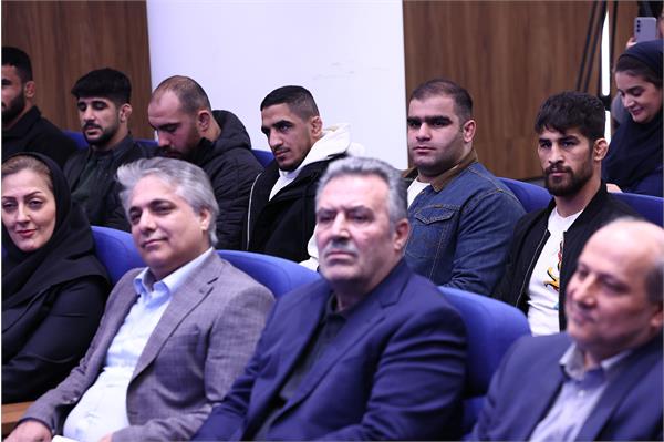 مراسم تجلیل از مدال آوران باز یهای المپیک پاریس توسط بانک سامان 26